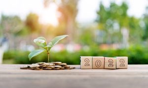 Manage your money for a better 2022: Five tips – CNET