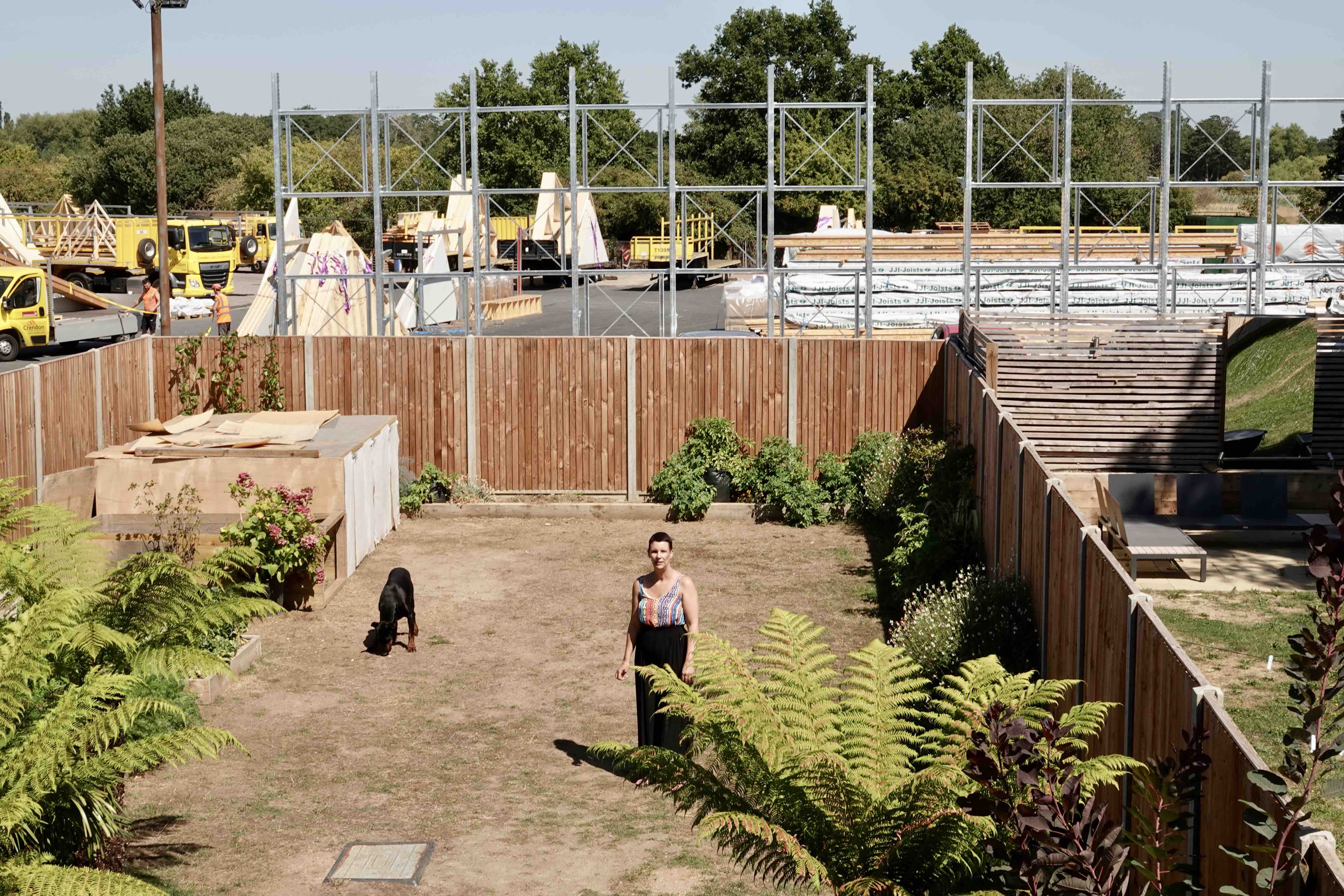 I’m raging after neighbour put up 20ft ‘rollercoaster’ at bottom of our garden