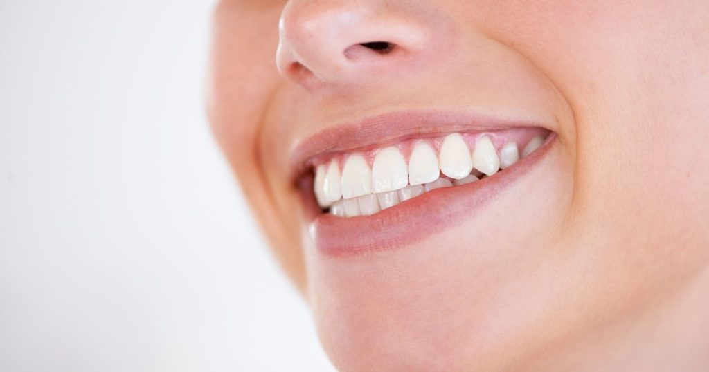 Cosmetic dentist’s five money-saving tips to get a pearly white smile from home – The Mirror