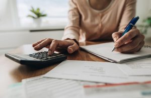 Cut Down On Monthly Bills With These Smart Saving Tips – Seattle Medium