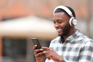 Five of the best everyday money-saving podcasts – Bracknell News